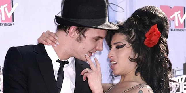 Inikah Permintaan Terakhir Amy Winehouse Pada Mantan Suami?