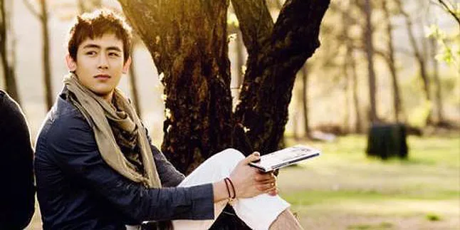 Nichkhun Rayakan Ulang Tahun ke-24 Bersama Member 2PM