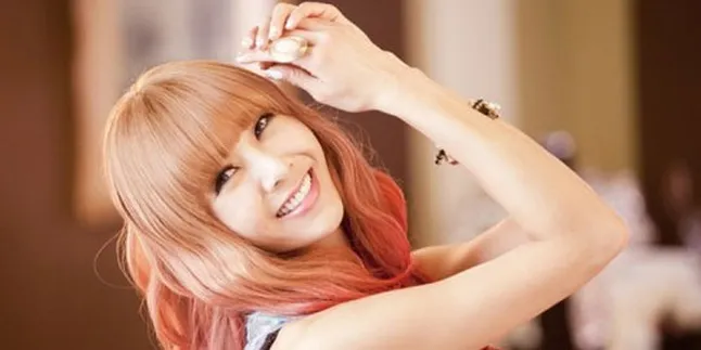 G.NA Cium Dancer Wanitanya Saat Perform di Panggung?