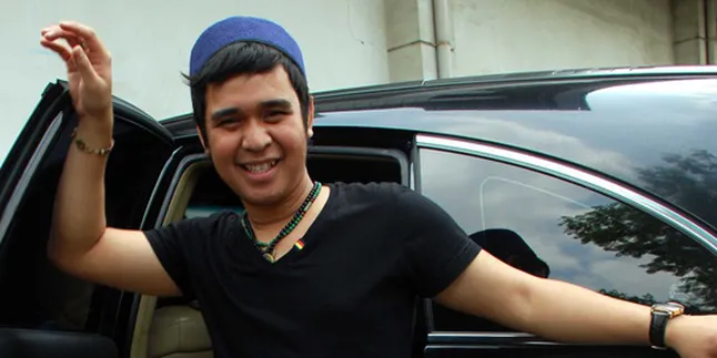 Kecoh Wartawan, Olga Kabur Naik Mobil Raffi