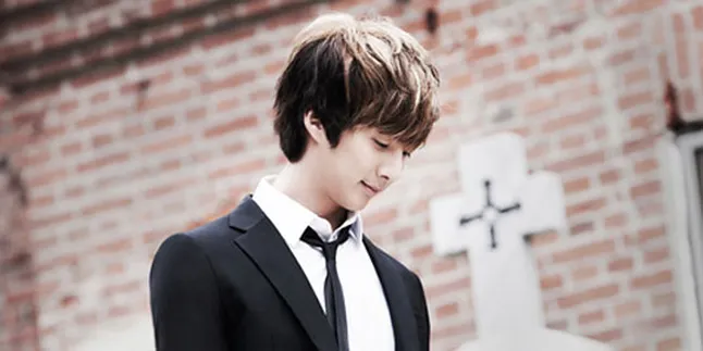 Kim Hyung Joon SS501 Rilis Teaser Drama MV 'Sorry I'm Sorry'