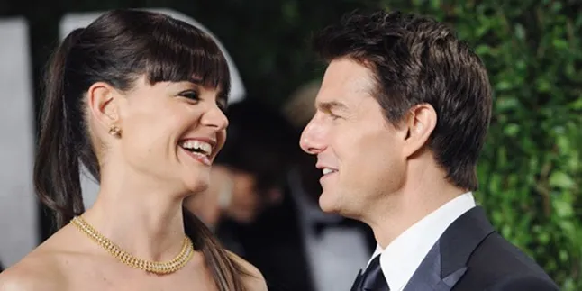 Perceraian Tom Cruise - Katie Holmes Jadi Barang Dagangan Perceraian Tom Cruise - Katie Holmes Jadi Barang Dagangan