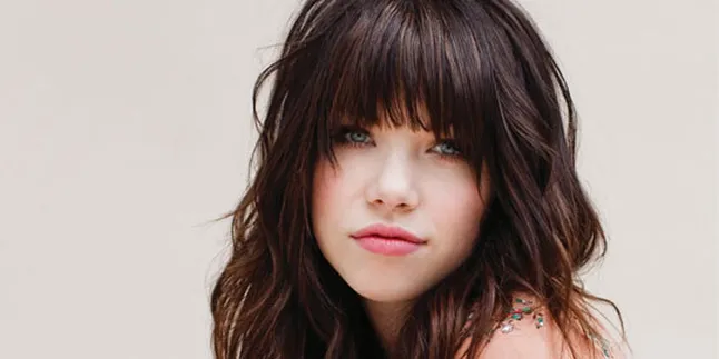Beredar Foto Bugil Carly Rae Jepsen?
