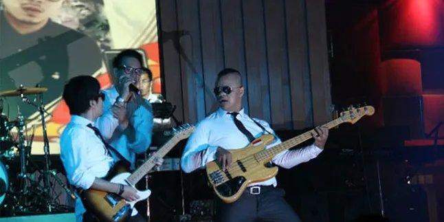 Dapat 3 Nominasi di AMI 2012, Twentyfirst Night Shock!