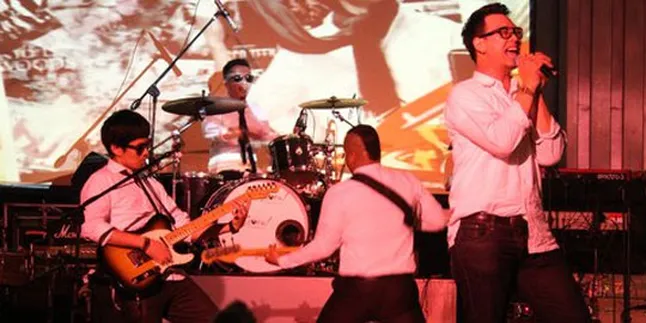 Twentyfirst Night, Makin Positif Dengan Vokalis Baru