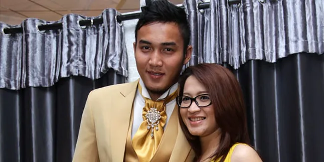 Mas Kawin Okie Agustina dan Gunawan Rp2025