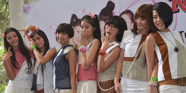 Gelar Meet and Greet, 7 Icons Dapat Surprise Dari Iconia