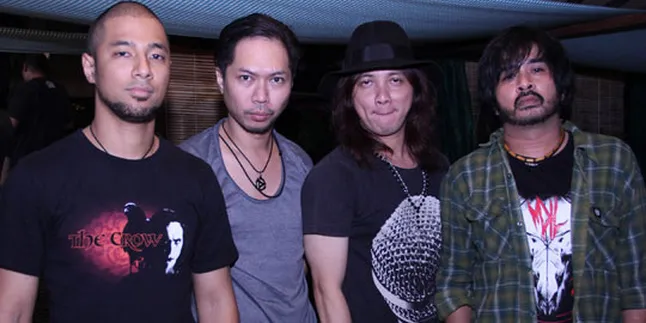 Konser Rock Intim Tanpa Batas dari Konspirasi, Full House!