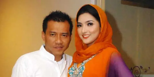 Ibu Bupati Jember Desain Baju Pengantin Anang - Ashanty