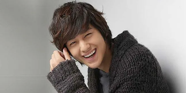 Happy 23th Birthday Cute 'Playboy', Kim Bum!