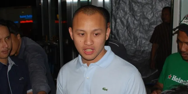 Ananda Mikola: Orang Gila Yang Beritakan Saya Cerai!