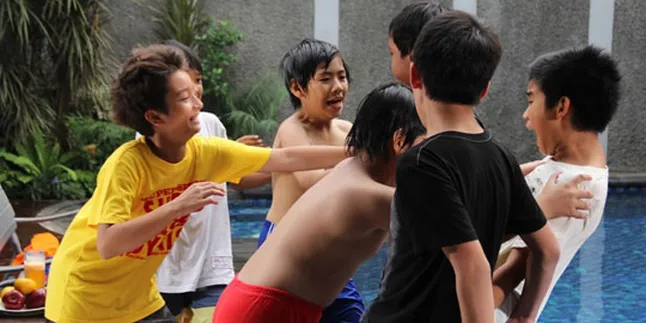 Super 7, Tampil Beda Dengan Konsep FTV