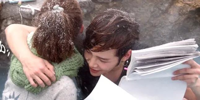 Dibintangi K-Pop Idol, Serial Drama Korea Ini Dikritik Pedas!