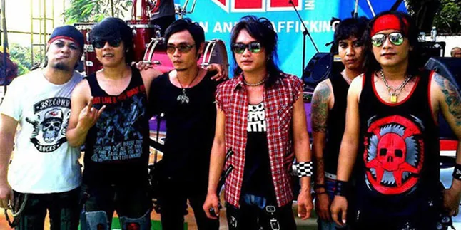 The Flash Feat Doni ex Seventeen Rilis 'Sang Penyelamat'