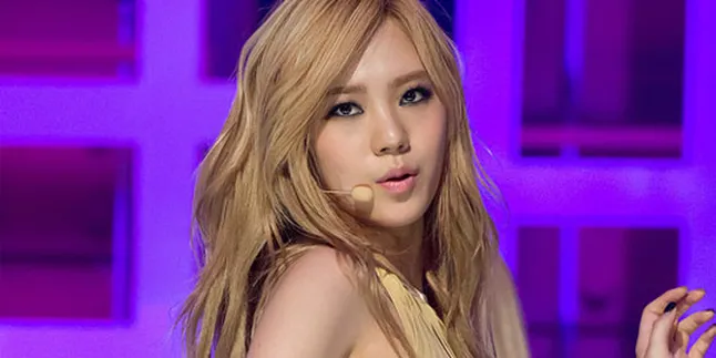 Teknik Belajar Ekspresi ala Lizzy After School: Nonton Film Porno?