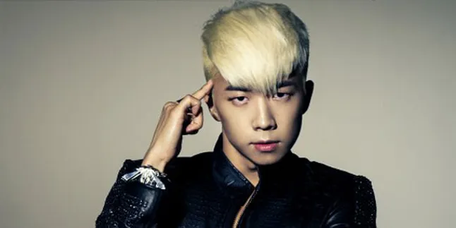 Dilarang CEO, Wooyoung 2PM Diam-Diam Pacaran