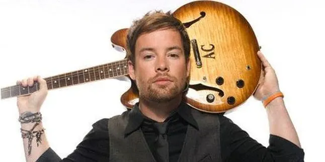 David Cook: Senang Berada di Indonesia! David Cook: Senang Berada di Indonesia!