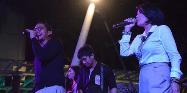 Konser Maliq and D Essentials Berbagi Masa Lalu