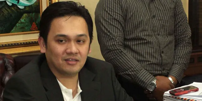 Farhat Abbas: Ariel Kelainan Seks