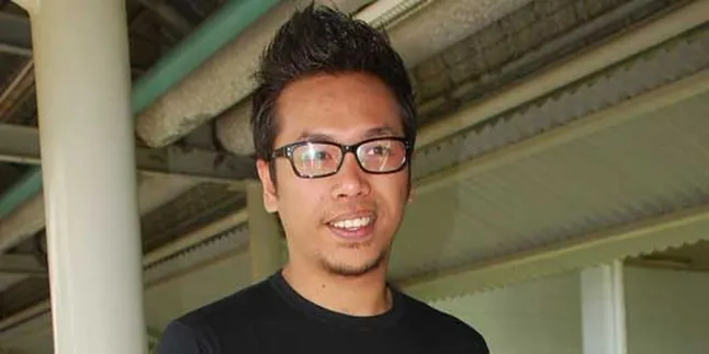 Sammy Simorangkir Jadi Wedding Singer