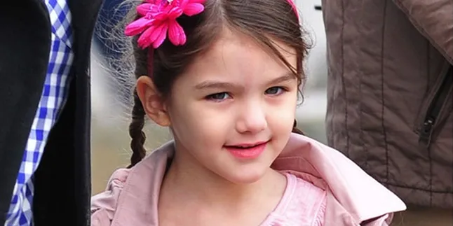 Tom - Katie Cerai, Kemewahan Suri Cruise Tinggal Sejarah