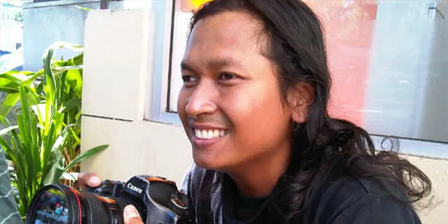 Jambret Beraksi Saat Ricuh Kebebasan Ariel