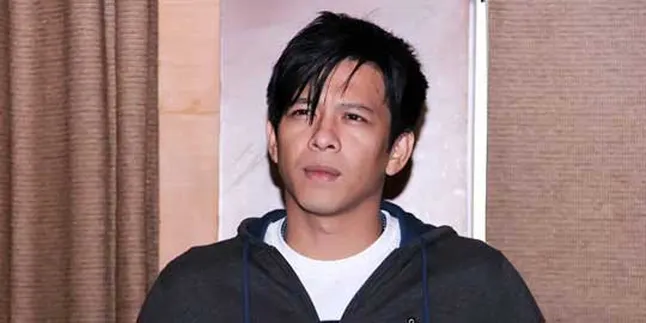 Ekspose Bebasnya Ariel Mendorong Orang Mencari Videonya? Ekspose Bebasnya Ariel Mendorong Orang Mencari Videonya?