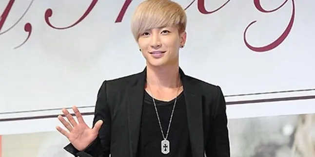 ELF China Habiskan Rp 1,6 Miliar Beli Album ke-6 Super Junior