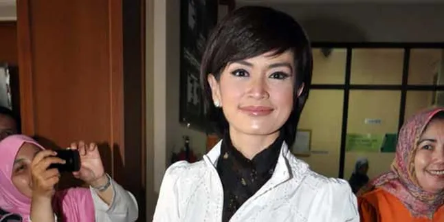 Yulia Rachman Menutup Hati Untuk Demian