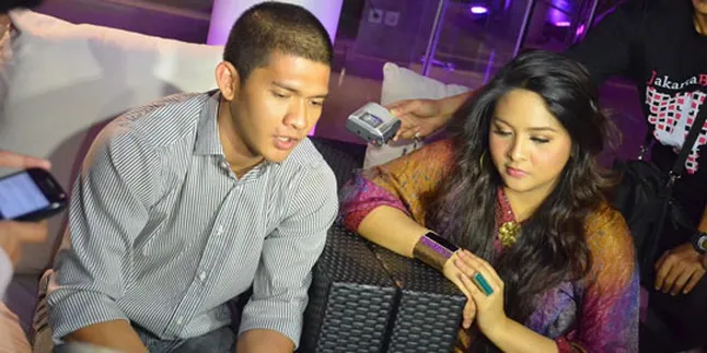 Awal Puasa, Audy Temani Iko di Hongkong