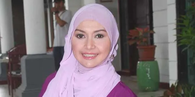 Edies Adelia: Insya Allah Nikah Tahun Ini