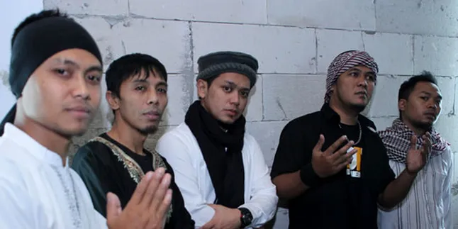 Lagu Dikemas Modern Oleh Cokelat, Vagetoz Pangling