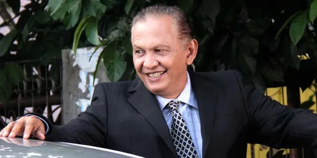 Menerima Undangan di Hari Minggu, Roy Marten Bete