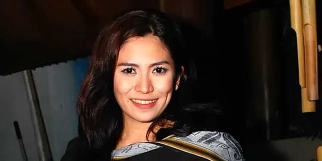 Cinta Penelope: Aku Sama Indra Bruggman Cuma Berteman