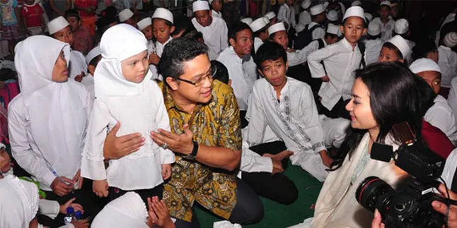 Dede Yusuf Sahur Bersama Ratusan Anak Yatim