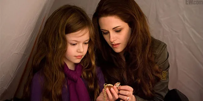 Teaser 'BREAKING DAWN PART 2' Ungkap Kedekatan Bella-Renesmee