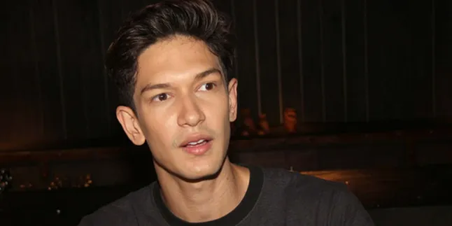 Kecopetan di Prancis, Dimas Beck Perpendek Liburan