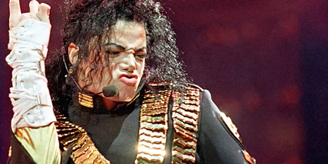 Tubuh Michael Jackson Bisa 'Menyusut' di Atas Panggung