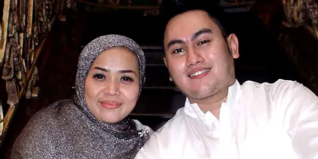 Nassar dan Muzdalifah Buka Puasa Bareng Warga Setempat