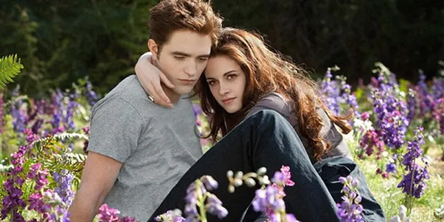 Robsten Kembali Mesra di Still Terbaru 'TWILIGHT' Robsten Kembali Mesra di Still Terbaru 'TWILIGHT'