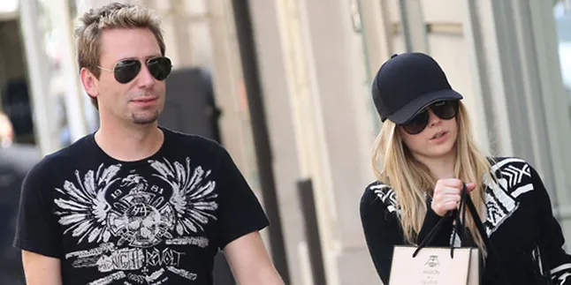 Seperti Apa Sih Cincin Pertunangan Avril Lavigne? Seperti Apa Sih Cincin Pertunangan Avril Lavigne?