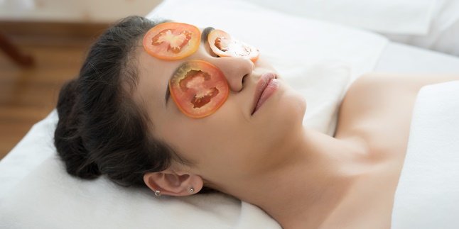 10 Cara Membuat Masker Tomat untuk Perawatan Wajah, Bisa Memutihkan - Atasi Jerawat