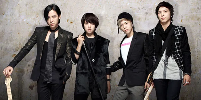 10 Drama Korea Paling Romantis Soal Cinta Segitiga!