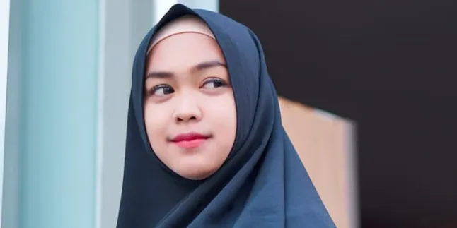 10 Fakta di Balik Video Pamit Ria Ricis, Hampir Bunuh Diri Sampai Banjir Rezeki 10 Fakta di Balik Video Pamit Ria Ricis, Hampir Bunuh Diri Sampai Banjir Rezeki