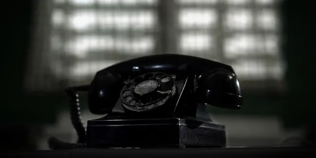 10 Films About Mysterious Phone Terror, Ordinary Rings That Become Nightmares