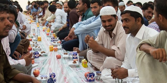 10 Makanan dan Minuman yang Baik Dikonsumsi Saat Puasa Ramadhan, Bantu Kembalikan Stamina