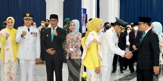 10 Potret Hengky Kurniawan yang Dilantik Jadi Bupati Bandung Barat, Jadi Idola Emak-Emak