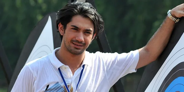 10 Tahun Berkarya, Reza Rahadian Tak Pernah Jenuh Dengan Akting 10 Tahun Berkarya, Reza Rahadian Tak Pernah Jenuh Dengan Akting