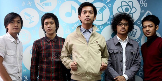 10 Tahun Bermusik, d Masiv Usung Semangat Baru