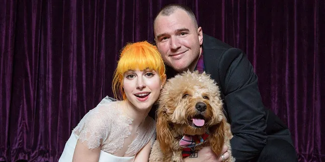 10 Tahun Jalin Cinta, Hayley Williams Pisah Dari Chad Gilbert